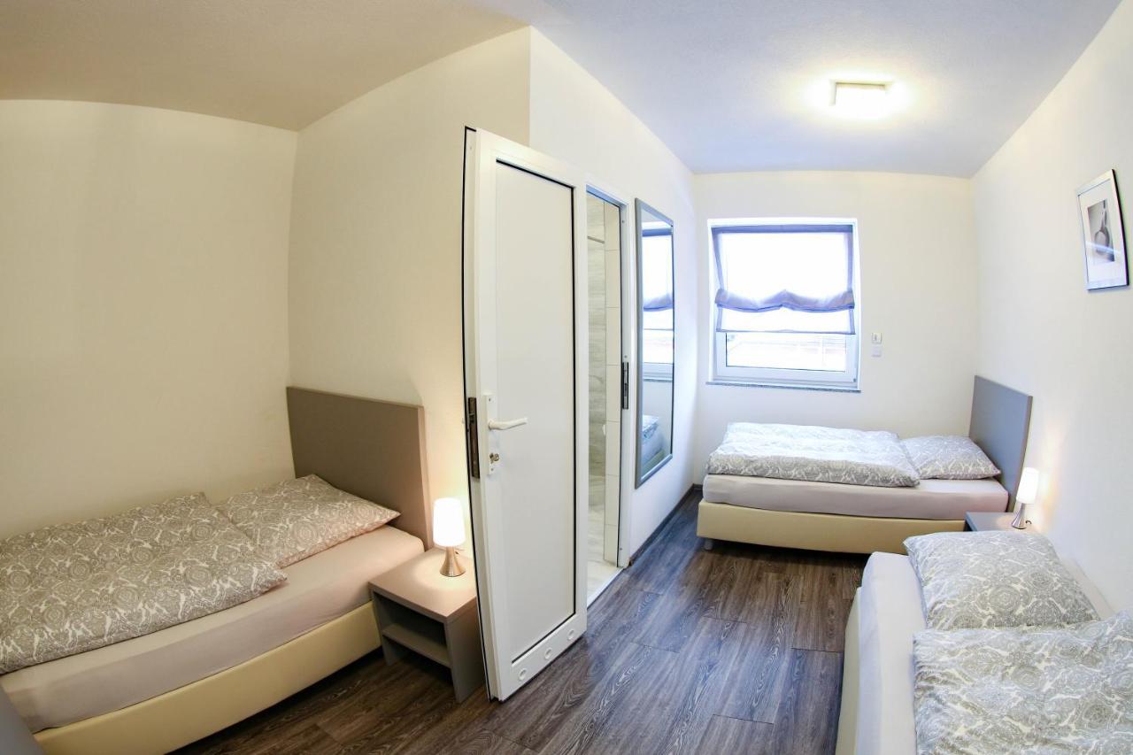 Gaestehaus Strauss Родґау Екстер'єр фото